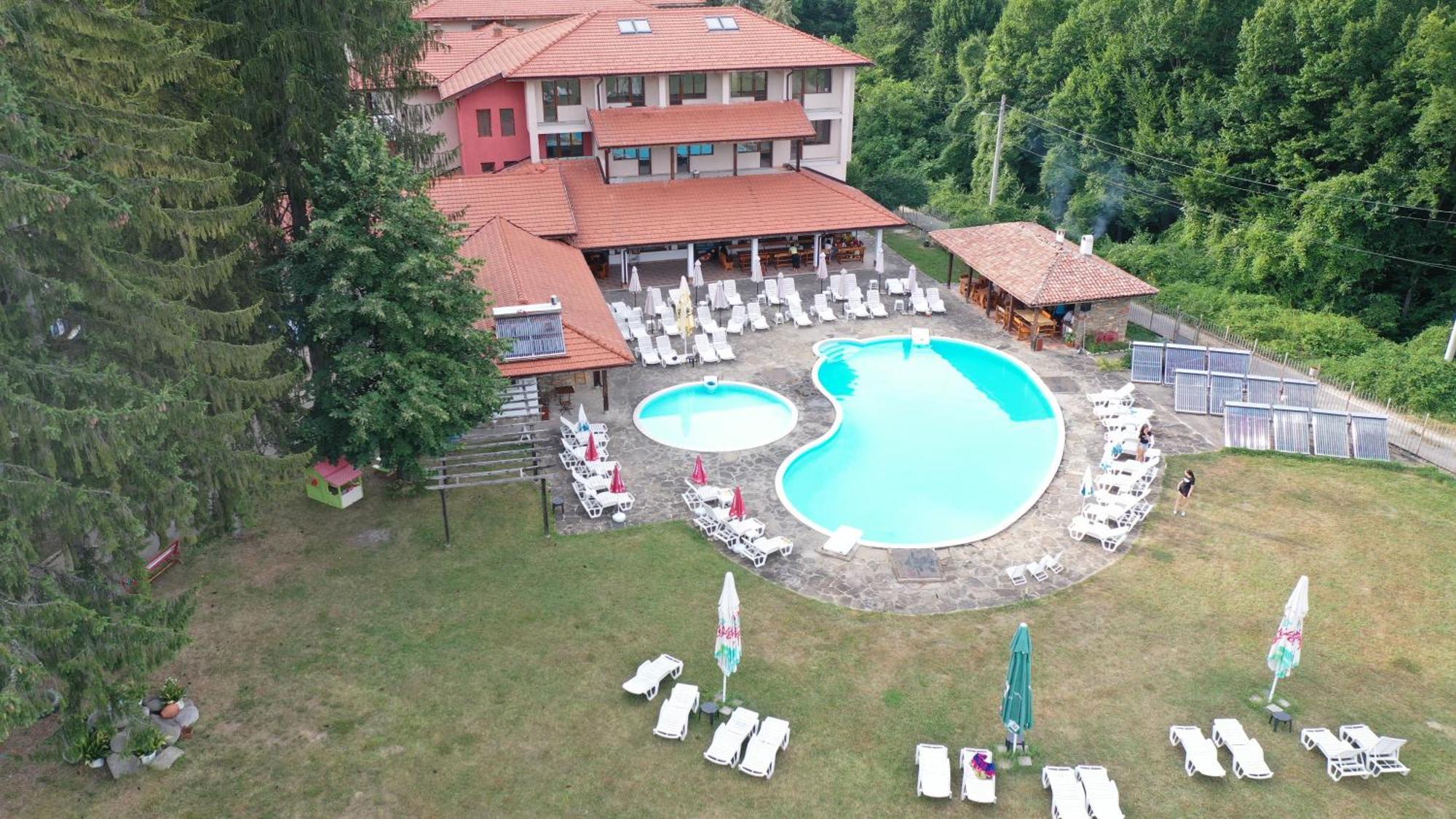 Vidima Apartment Hotel Apriltsi  Exterior photo