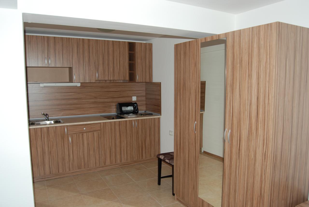 Vidima Apartment Hotel Apriltsi  Room photo